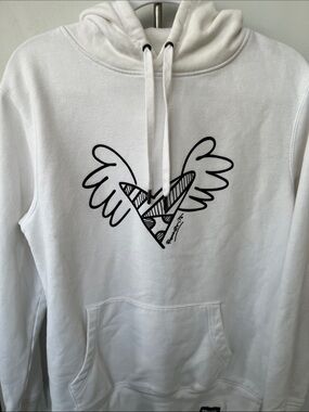 BRITTO Hoodie- Big Heart with Wings- White- Size S